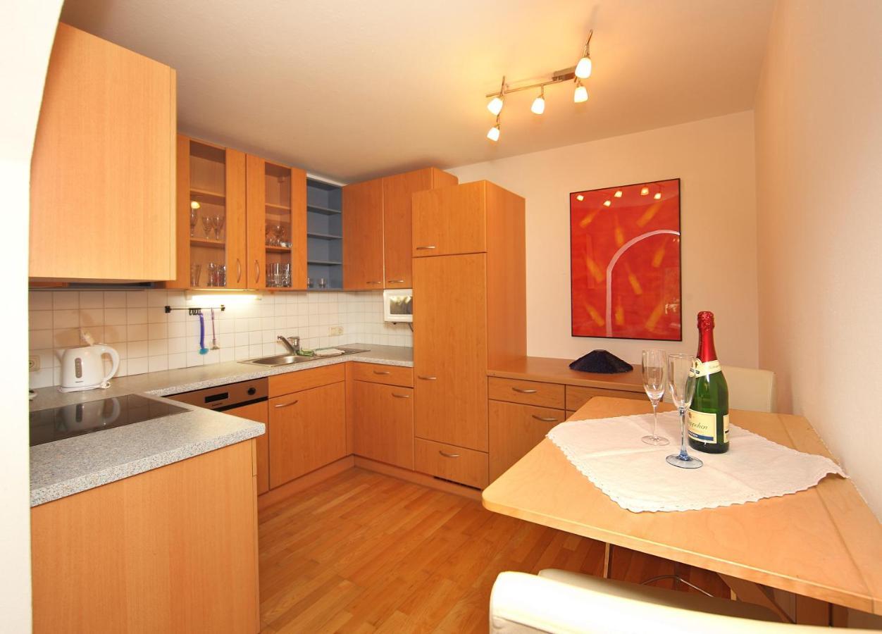 Ferienwohnung Maxi Майсхофен Екстериор снимка
