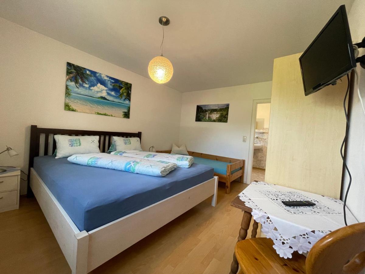 Ferienwohnung Maxi Майсхофен Екстериор снимка