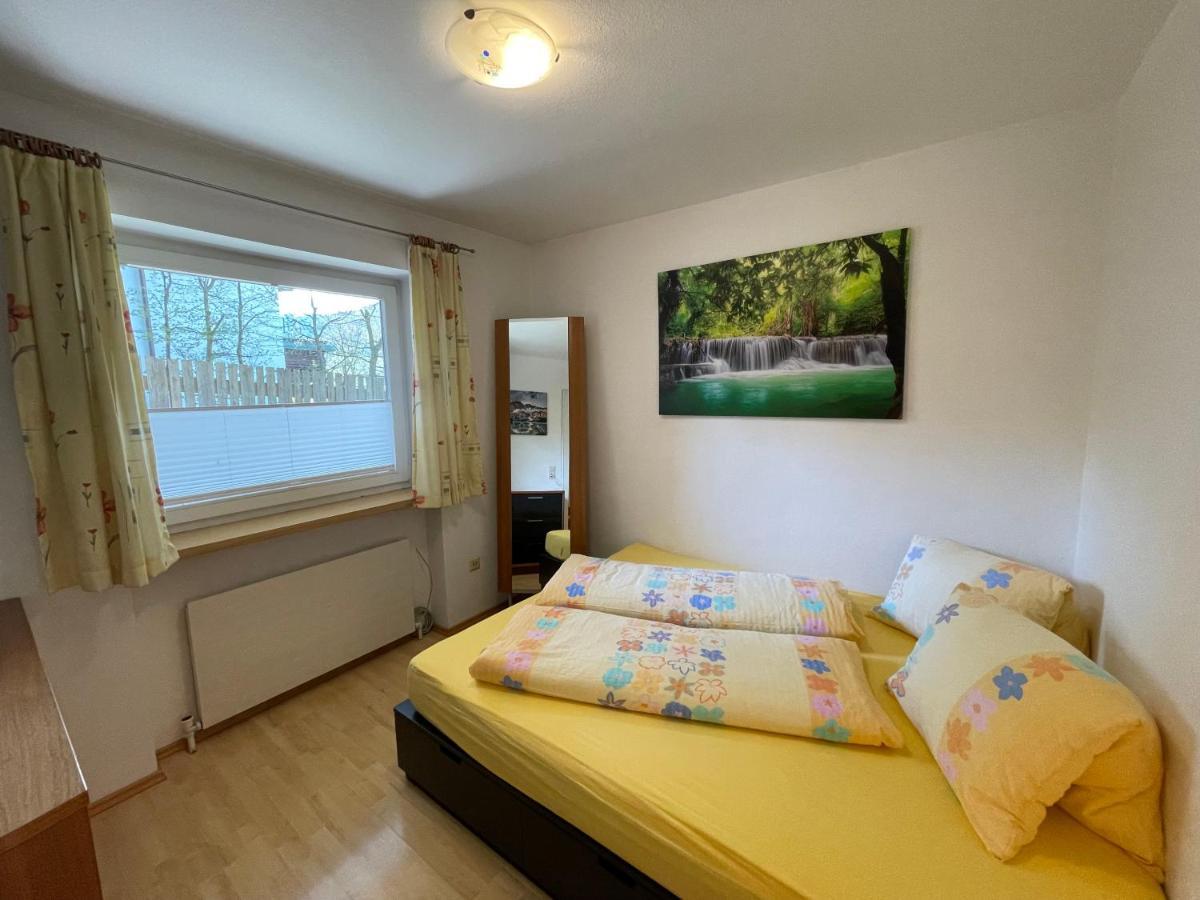 Ferienwohnung Maxi Майсхофен Екстериор снимка